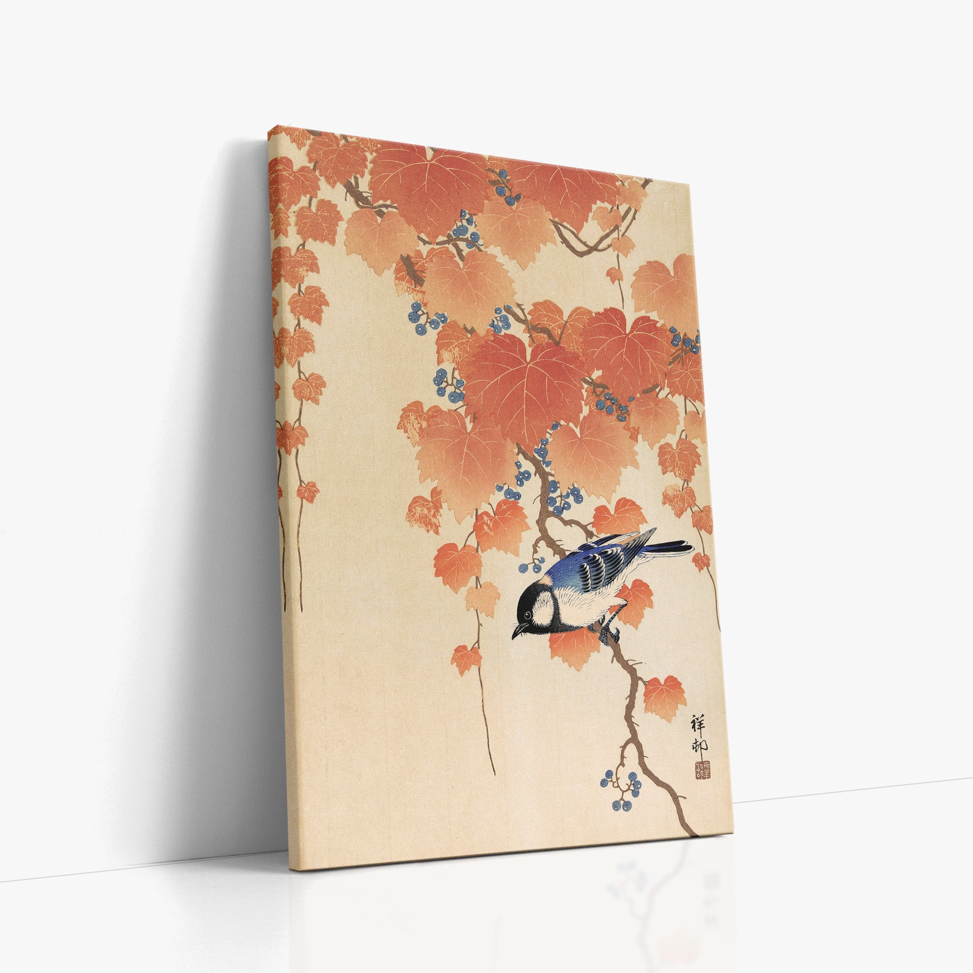 Grande mésange sur la branche de paulownia